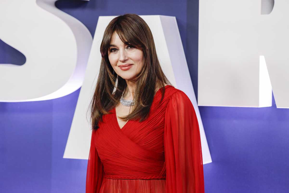 Monica Bellucci amb serrell de cortina