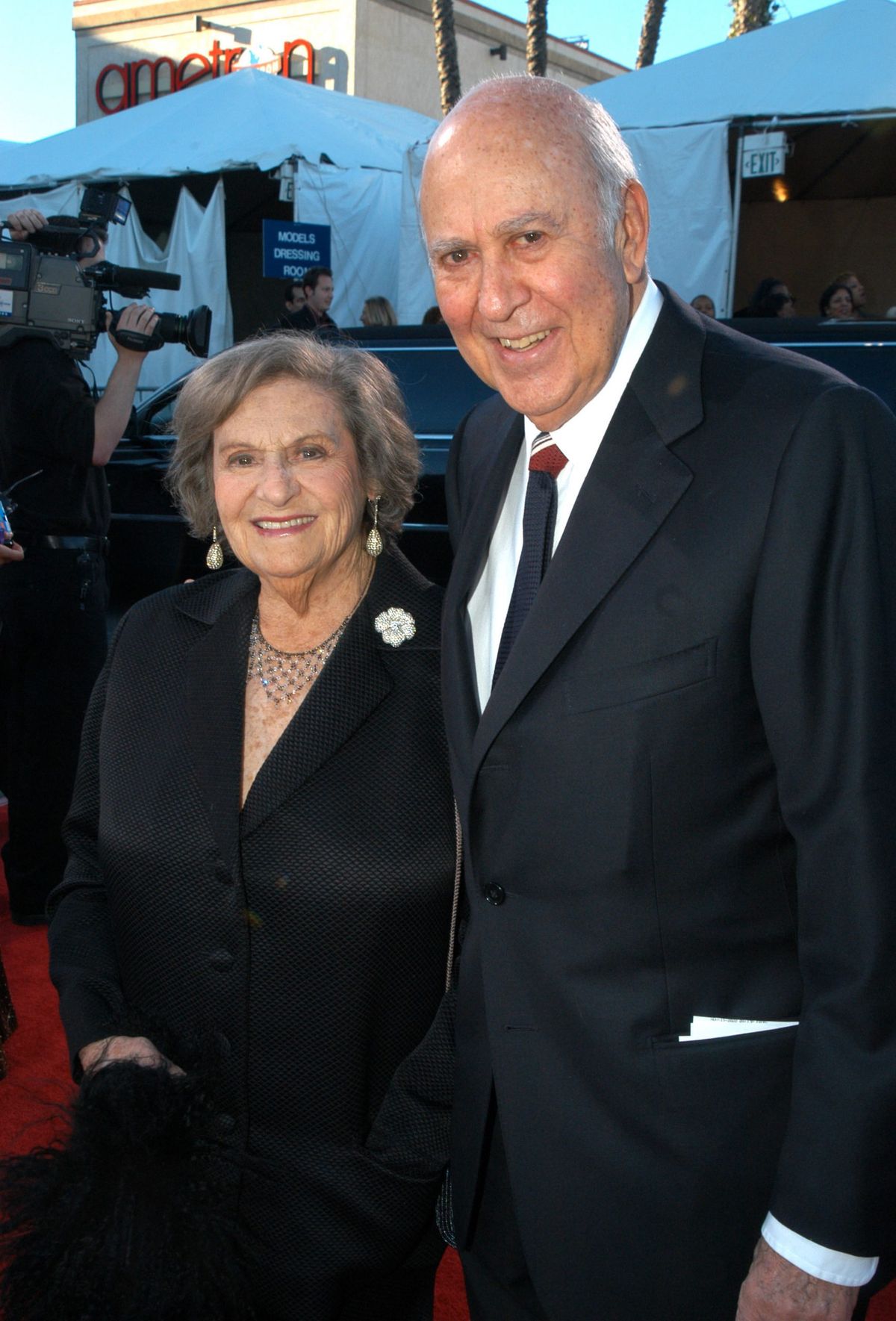 كارل راينر وزوجته إستل قبل وفاتها