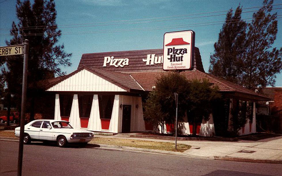 Pizza Hut 1970-luvulla alkuperäisellä logolla