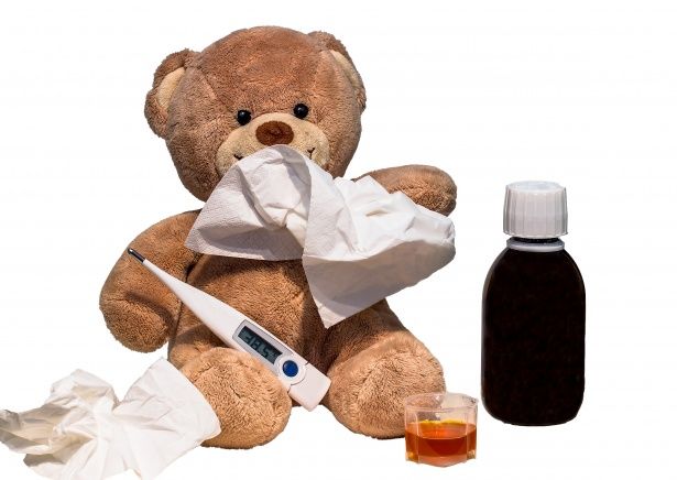 Een teddybeer die de griep probeert te vermijden!