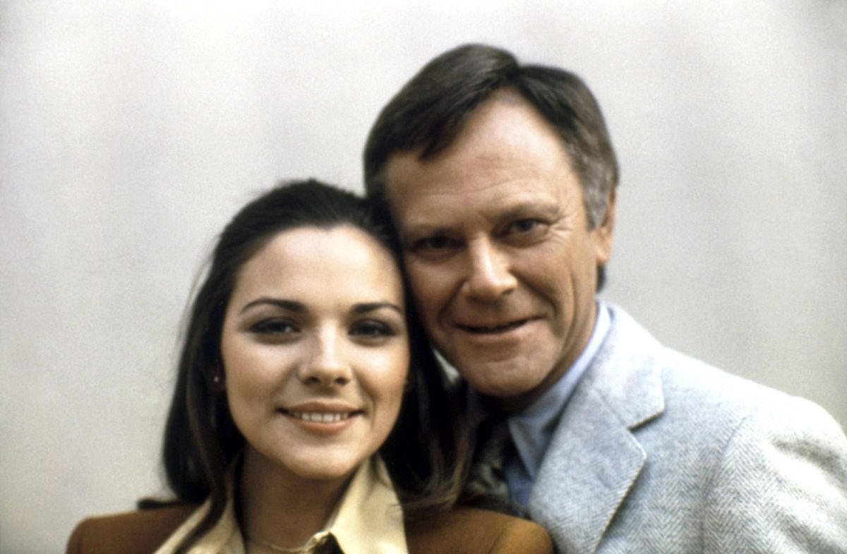 Kim Cattrall, Dick Sargent