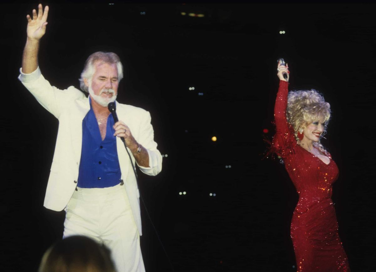 kenny rogers actuant amb dolly parton