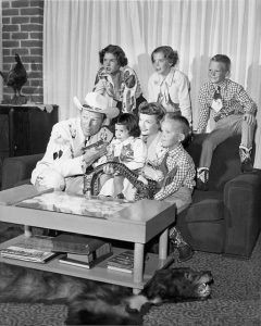 روي روجرز وديل إيفانز مع أطفالهما