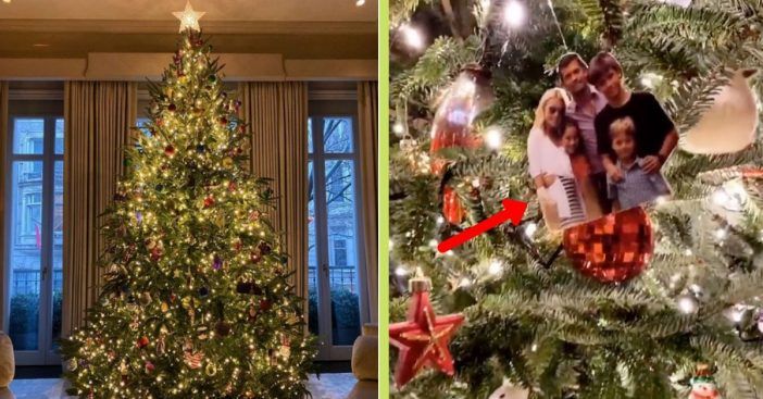 Kelly Ripa troca enfeites tradicionais por fotos de família nostálgicas em sua árvore de Natal