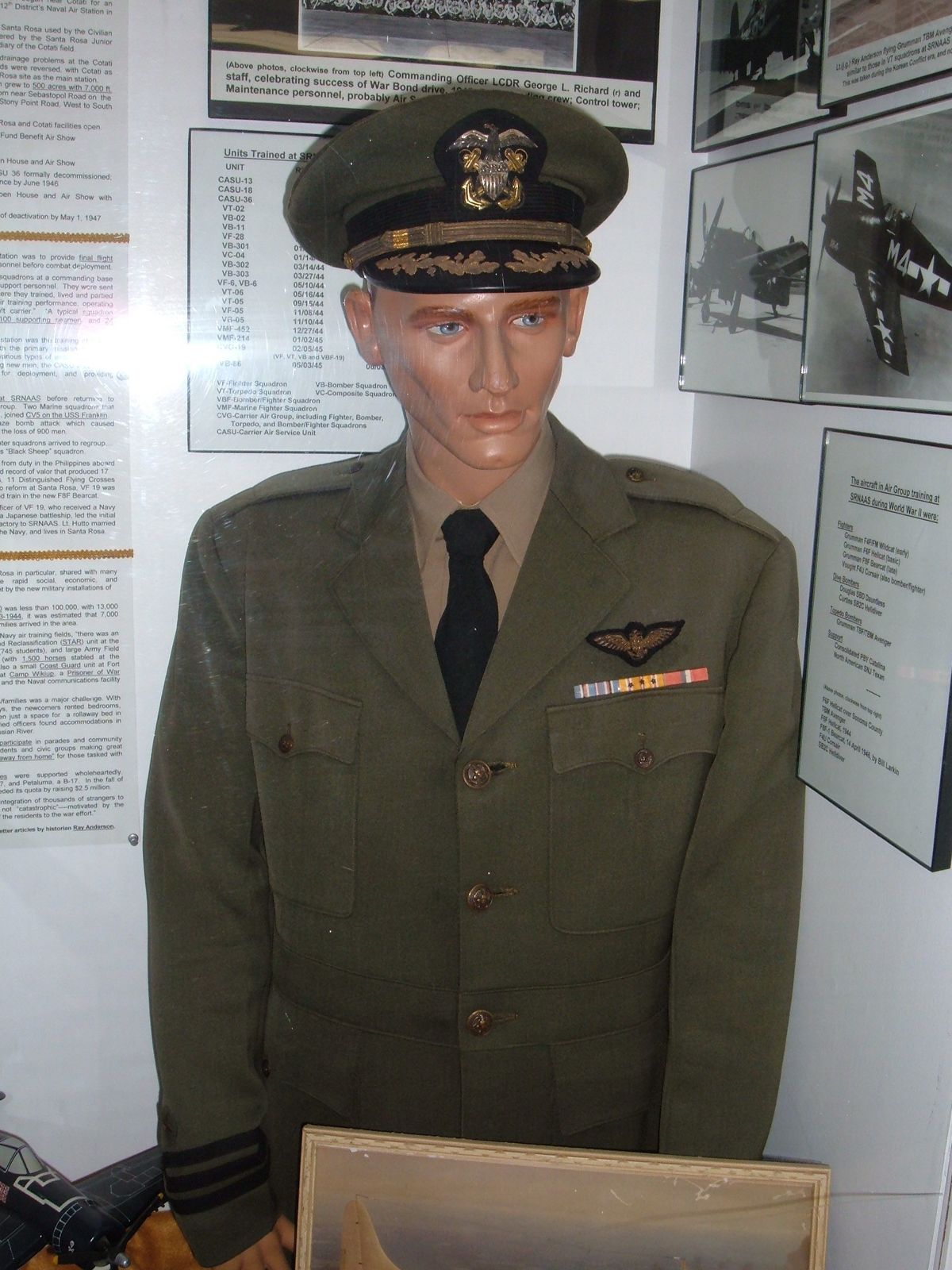 uniformy druhé světové války