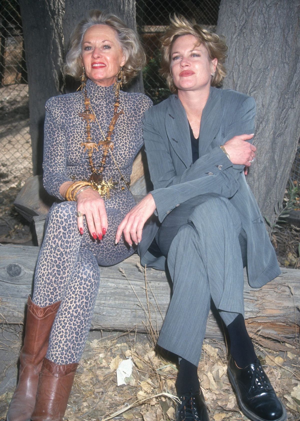 tippi-hedren-and-daughter-melanie-griffith