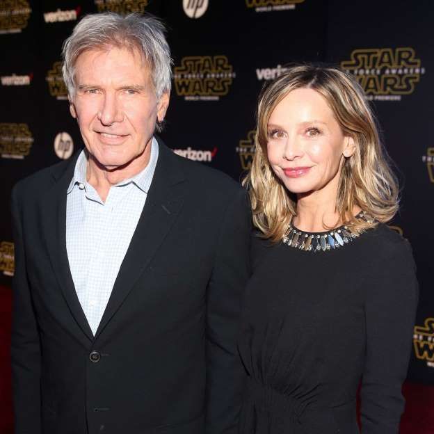 Harrison Ford ja Calista Flockhart aitavad pojal kolida