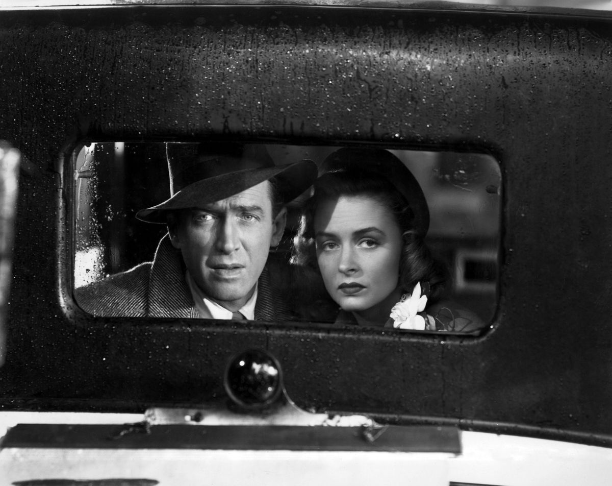 james-stewart-donna-reed-in-its-a-wonderful-life