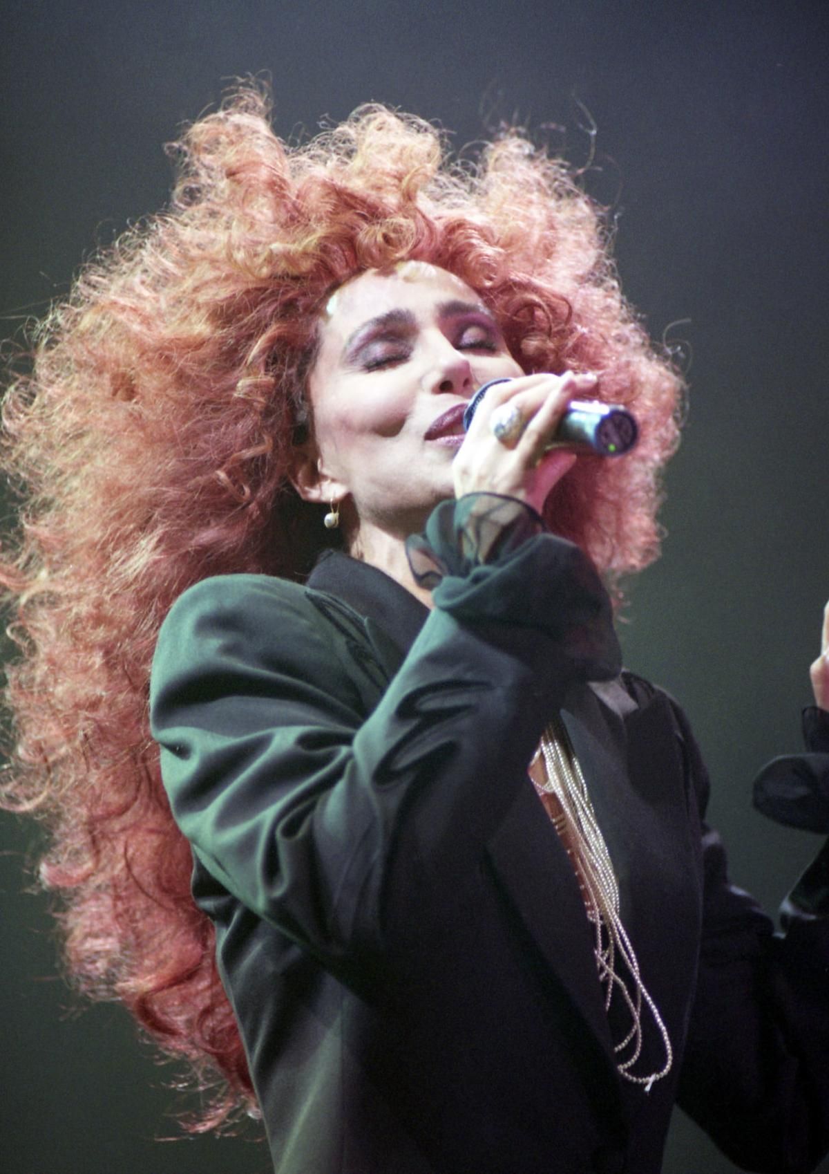 Cher leta 1992